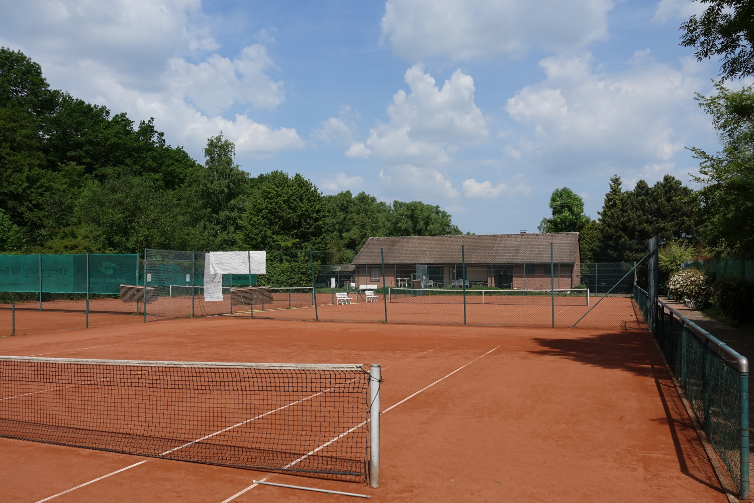 Clubhaus Tennisplätze SV Menden Tennis